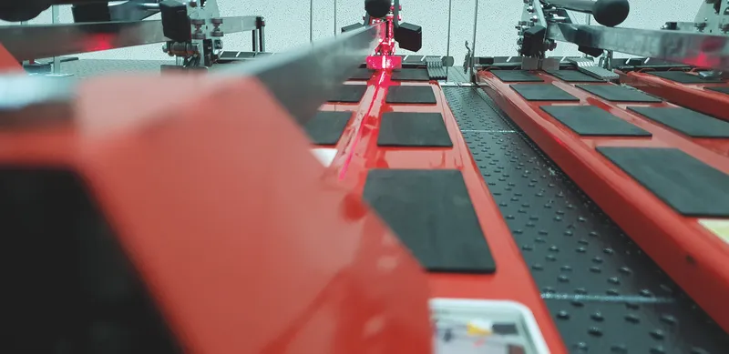 EuroCut (2) 400 mm mit Laser 2