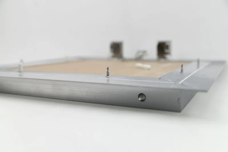 Revisionsklappe 500 x 500 mm GK=12,5 mm Alu befliesbar 2