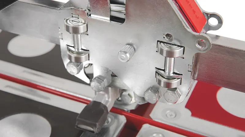 Fliesenschneider GigaCut 1350 mit Laser mit Klappfüßen u. Höhenverstellung-Führungsschiene 1