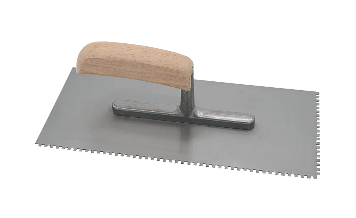 Glättekelle 3x3x3 Stahl Holzgriff 0