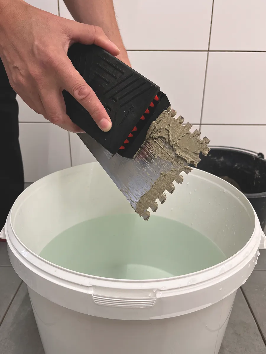 Ladle brush 4
