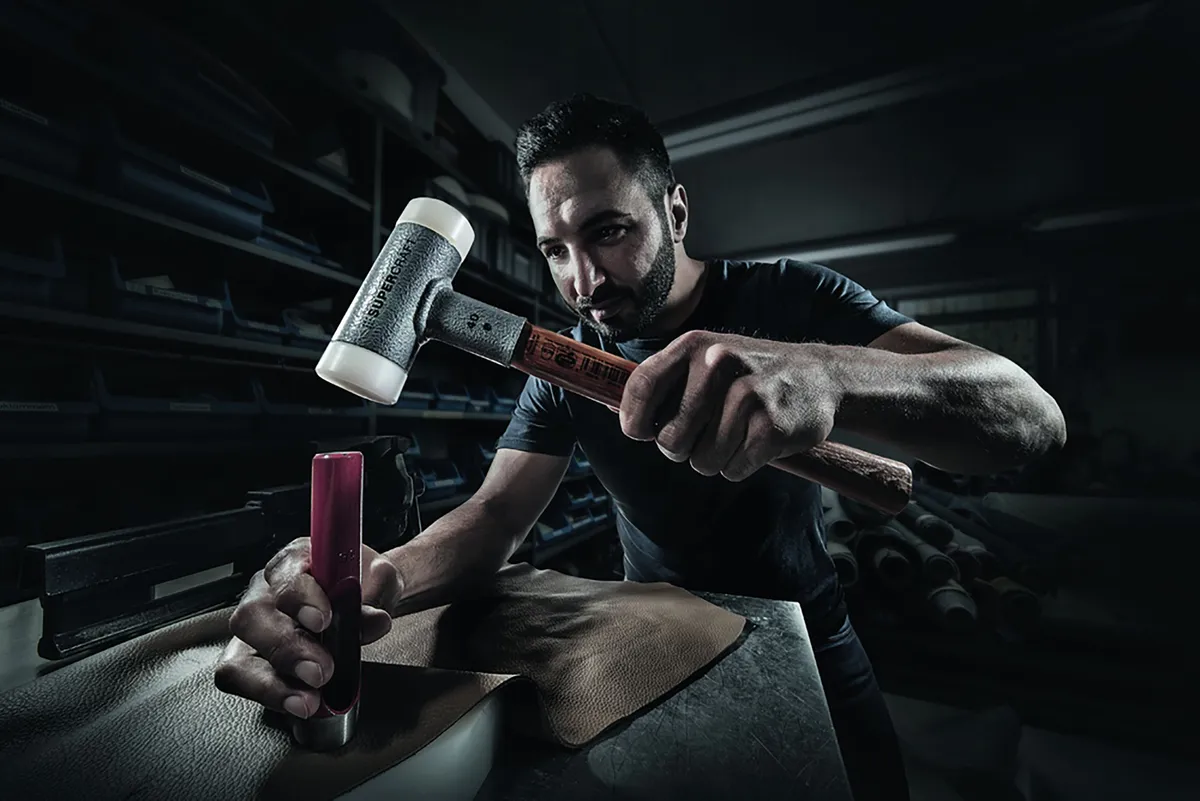 SUPERCRAFT-Schonhammer D=40 mm, mit bruchsicherem Stahlrohrstiel und ergonomisch geformtem, rutschsicherem Griff 1